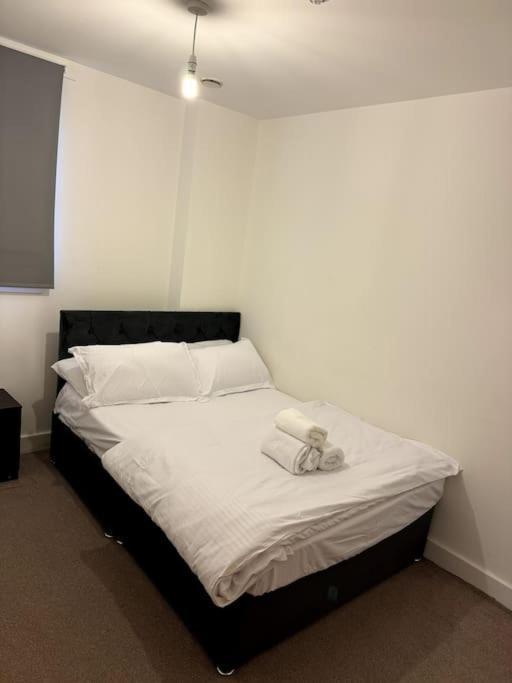 Two Bedrooms Flat In Stratford London Eksteriør bilde